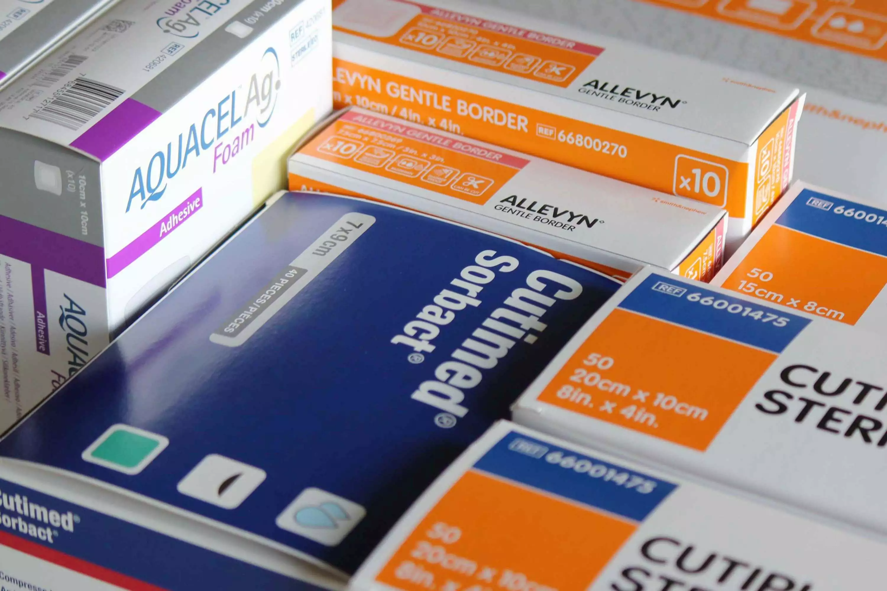 Moderne Wundversorgung mit Produkten namhafter Hersteller